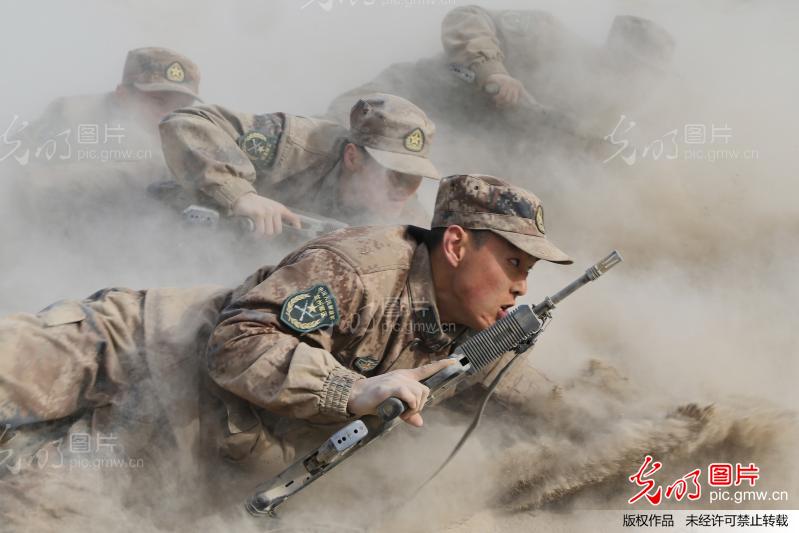 2010年12月刚走,去新疆和田当兵,请问三个月的