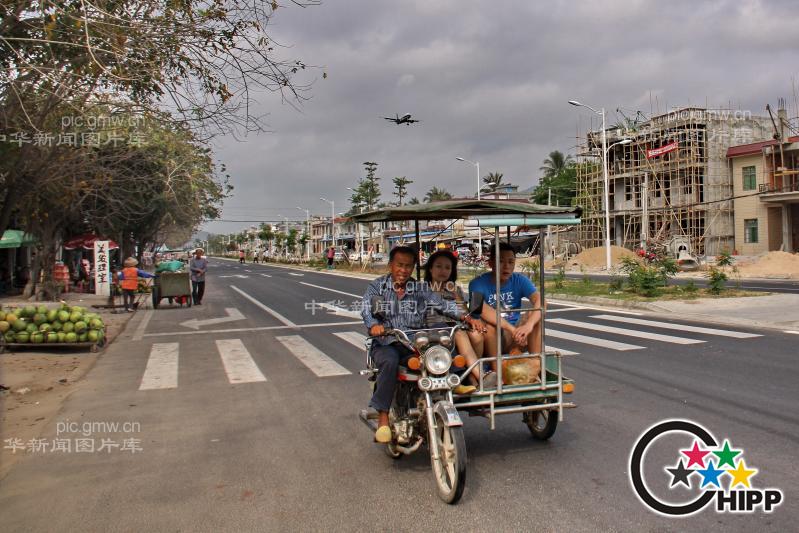 三亚的三轮摩托_高级搜索_ 中华新闻图片库