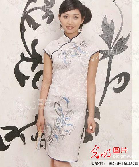<em>美女旗袍</em>照片_zhangym_ 光明图片