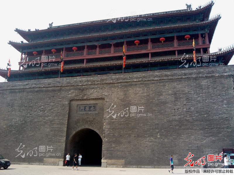 西安城墙:中国现存最完整的古代城垣_张宁