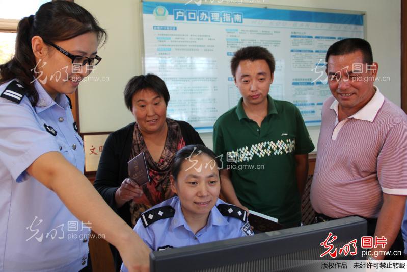 河南滑县公安:便民利民施新政_张波