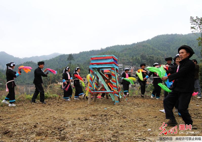 走近独特的瑶族成人礼--度戒_创意--乡土人文