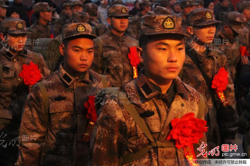 山西万荣:欢送新兵_新闻