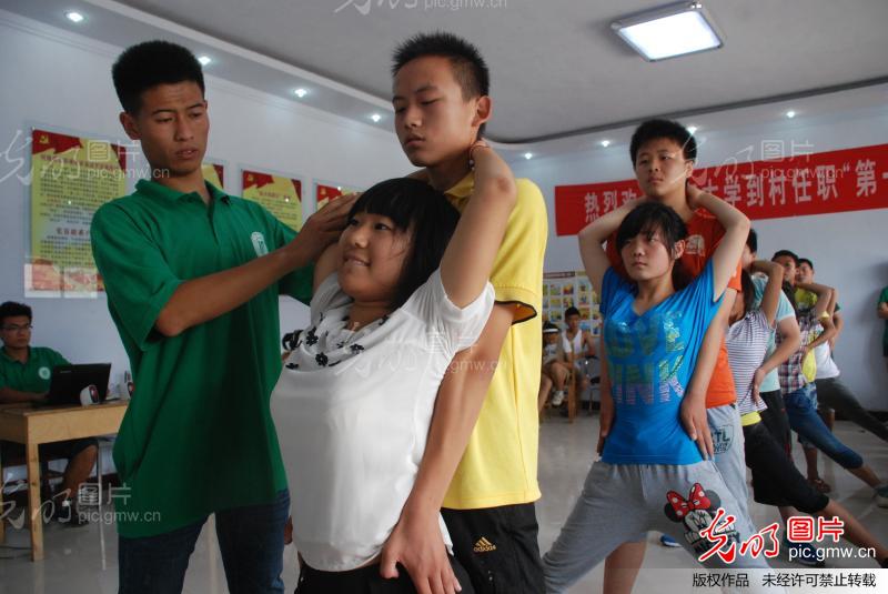 山东无棣:村里来了舞蹈冠军_初宝瑞