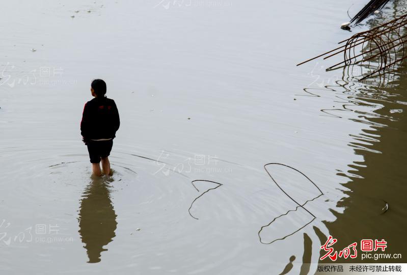台风菲特肆虐+宁波顿成泽国