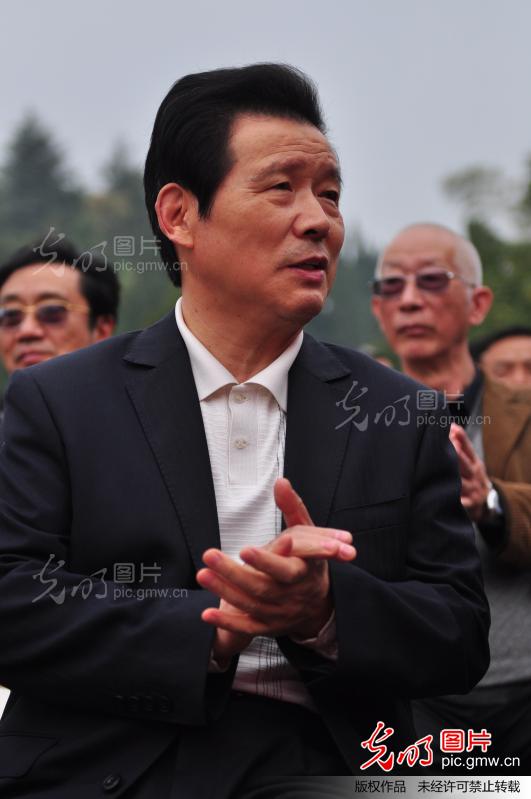 中国书法家协会副主席言恭达_贺友保