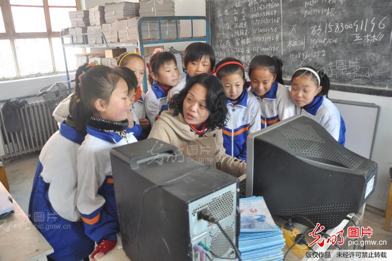 河北邯郸:市丛台区赵都小学和学步桥小学为对