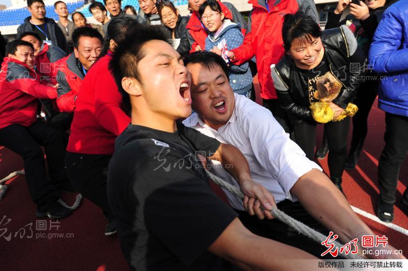 安徽和县:农民趣味运动会_我与体育群众体育