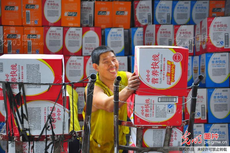 广元车务段加强货运装卸服务质量管理_新闻