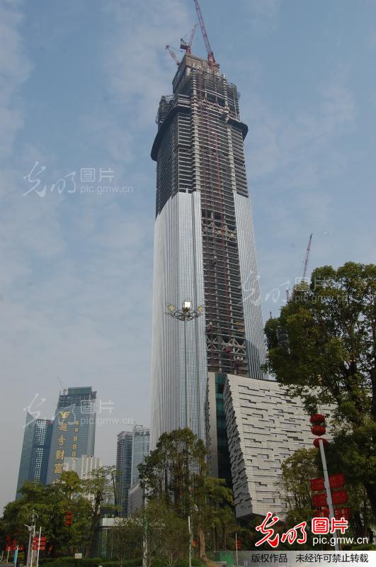 广州东塔添新景