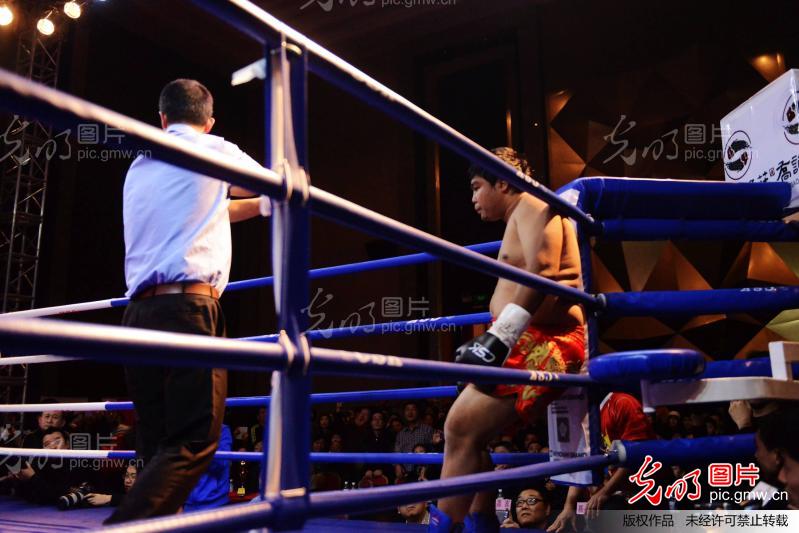 张君龙夺得WBA亚洲重量级金腰带_新闻