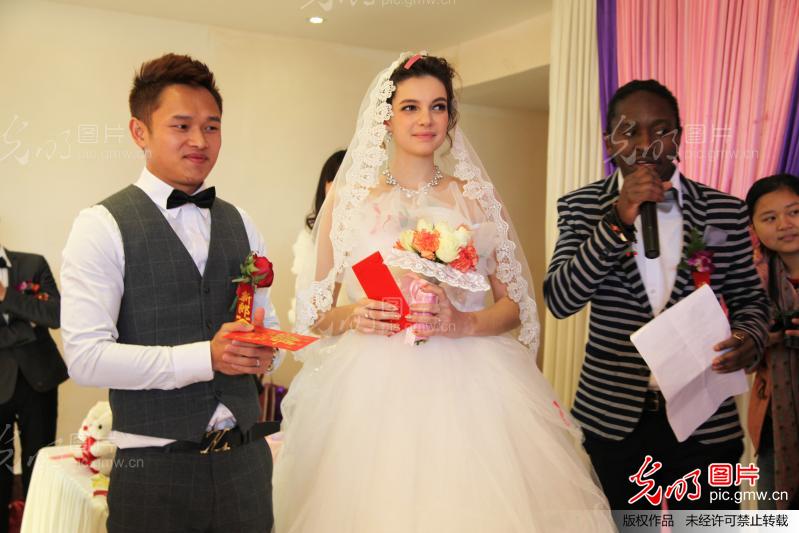 重庆梁平:俄罗斯<em>国家级</em>艺术体操<em>美女</em>嫁梁平崽