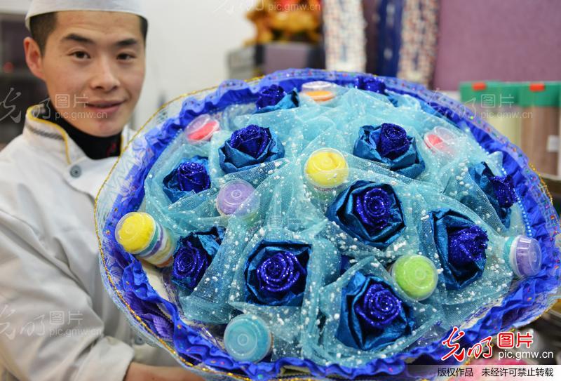 情人节花语蛋糕受青睐_新闻