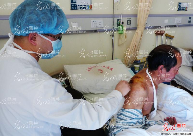 29人死亡 130余人受伤云南昆明火车站发生暴