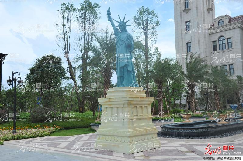 世界上著名的皇家建筑群 20160616031754_8563.jpg