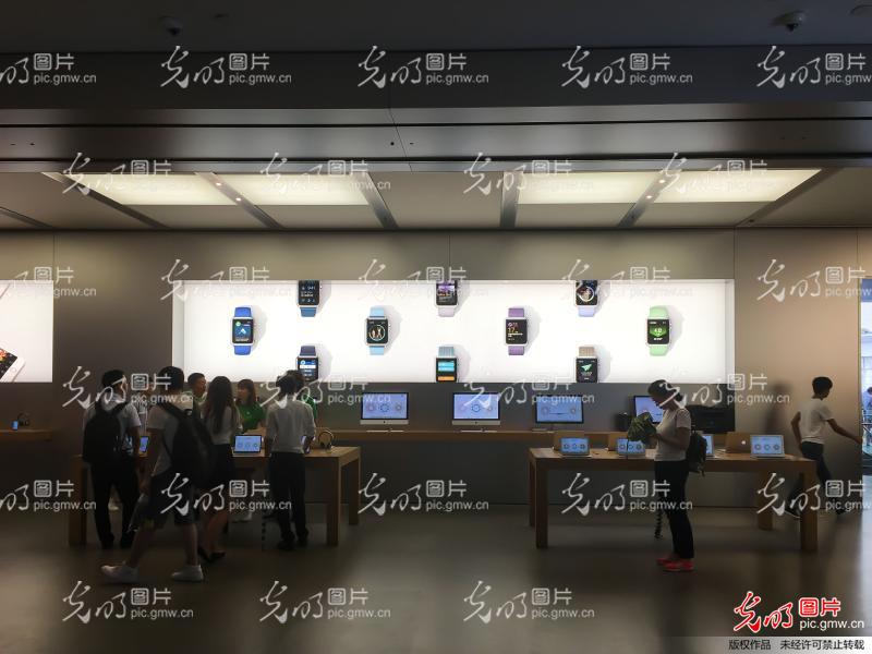 苹果专卖店上海现状 20160622134005_6946.jpg