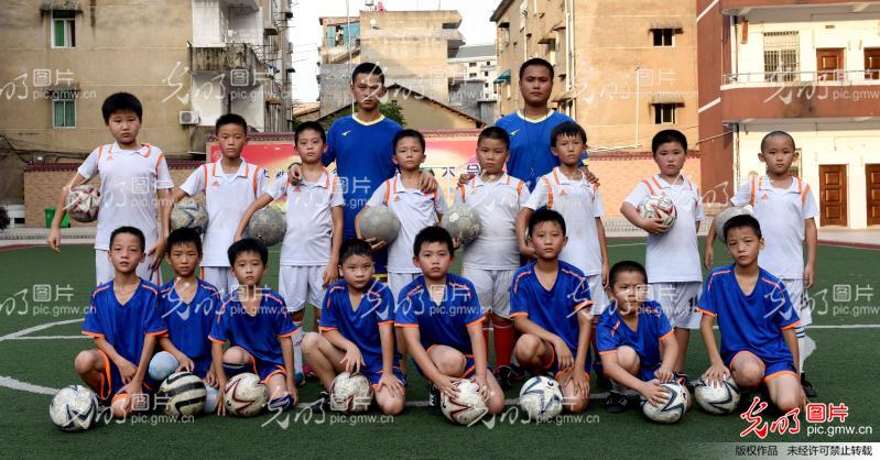 儿童暑期健身攻略 20160729114409_7861.jpg