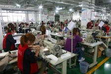 娅丽达服饰有限公司生产