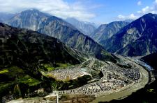 碧水清波汉源大渡河峡谷_新闻--突发事件_ 中华新闻图片库