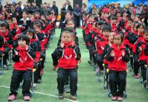 福州举行首所将军希望小学命名授牌仪式