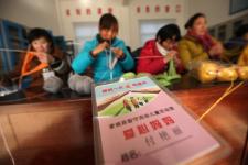 安徽蒙城:爱心妈妈为贫困留守<em>儿童编织</em>御寒毛