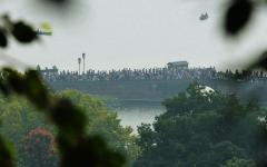 杭州西湖景区游客井喷 人气爆棚_新闻