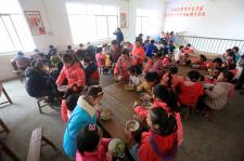 广西垡头千所资金中小学开设免费午餐v资金农村柳州第二小学图片