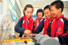 中国流动科技馆走进湖北宜昌巡展受热捧_新