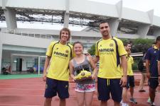 东亚青少年足球小将与西甲球星共度六一儿童节