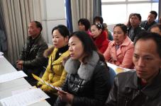 四川泸州:返乡家长课堂识毒品_新闻