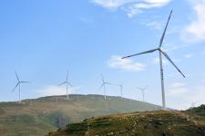 河南洛阳首个风电项目并网发电_田义伟