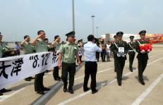 湖北随州籍救援英雄庞题烈士魂归故里_王方