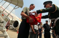 湖北随州籍救援英雄庞题烈士魂归故里_王方