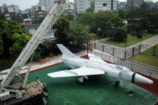 江苏:南通中学真飞机做教具 助江海学子圆航空