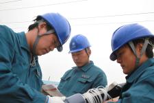 枣庄供电公司加快海川光伏发电配出线路施工进