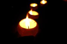 江苏盐城边检官兵自制小橘灯低碳环保闹元宵_