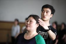 安徽淮北:80后舞蹈班男教师10元一节课弘扬