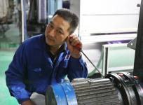 江苏联发纺织股份有限公司表彰金牌工匠_向