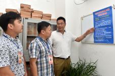 (江苏)扬州:向有偿家教说不 畅通举报途径_新