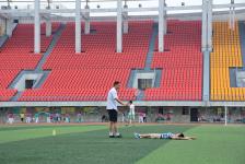 陕西:安康市体育场早间免费向市民开放_新闻