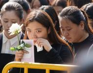 乔任梁追悼会 大批粉丝痛哭流涕