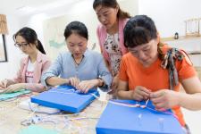 安徽铜陵:传授绳艺促就业_新闻