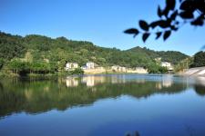 湖北宜昌:乡村湖光山色 山水风景如画_四季中