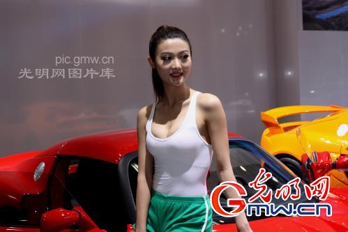 莲花跑车清凉<em>女模特</em>_2012北京国际车展车模_