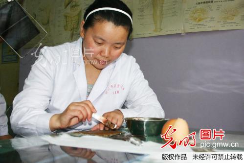 河南林州:200年郭氏正骨有了新传承