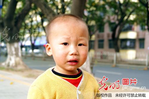 深圳外来工如何在深圳办理入学? 是不是私立学