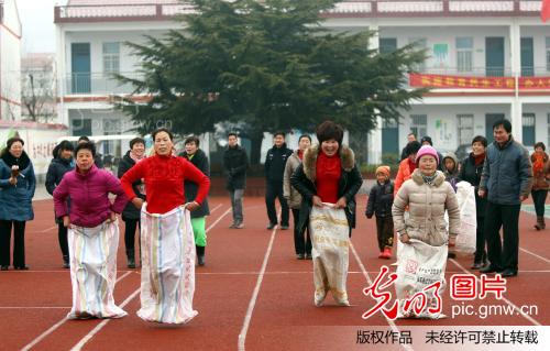 安徽淮北:文体活动闹乡村 红红火火过大年_万