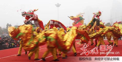 河南许昌:赏传统艺术民俗 品节日文化盛宴_耿