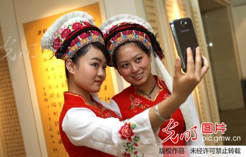 生命力的出现--云南赵泽书法作品展在京举行