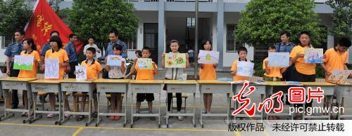 仙居县公路管理局:情系特教 共庆六一_新闻